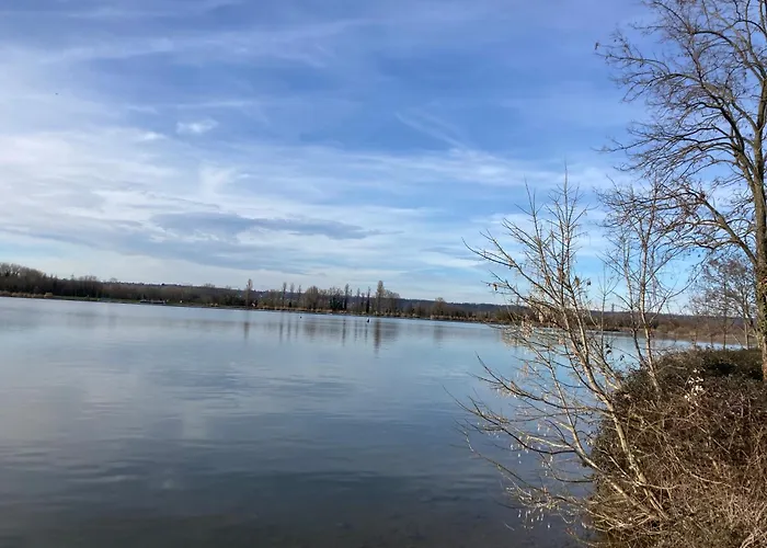 Au Calme Dans Maison En Rez De Jardin A 2,2 Kms Du Groupama Stadium Et Salle Ldlc Arena