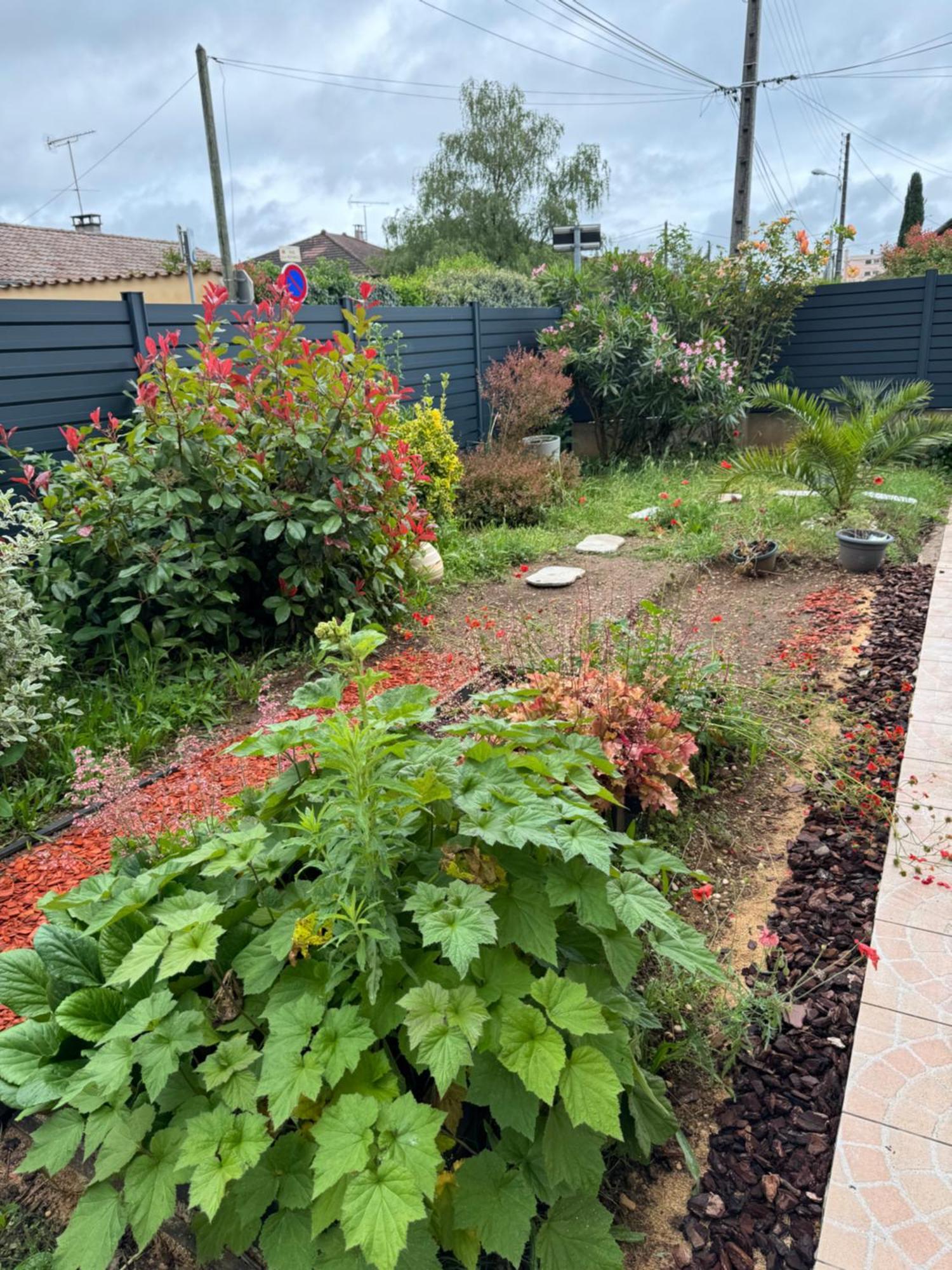 Au Calme Dans Maison En Rez De Jardin A 2,2 Kms Du Groupama Stadium Et Salle Ldlc Arena Appartement *